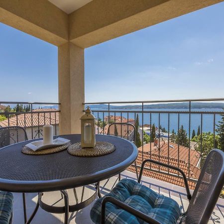 Bruno Apartment Crikvenica Bagian luar foto