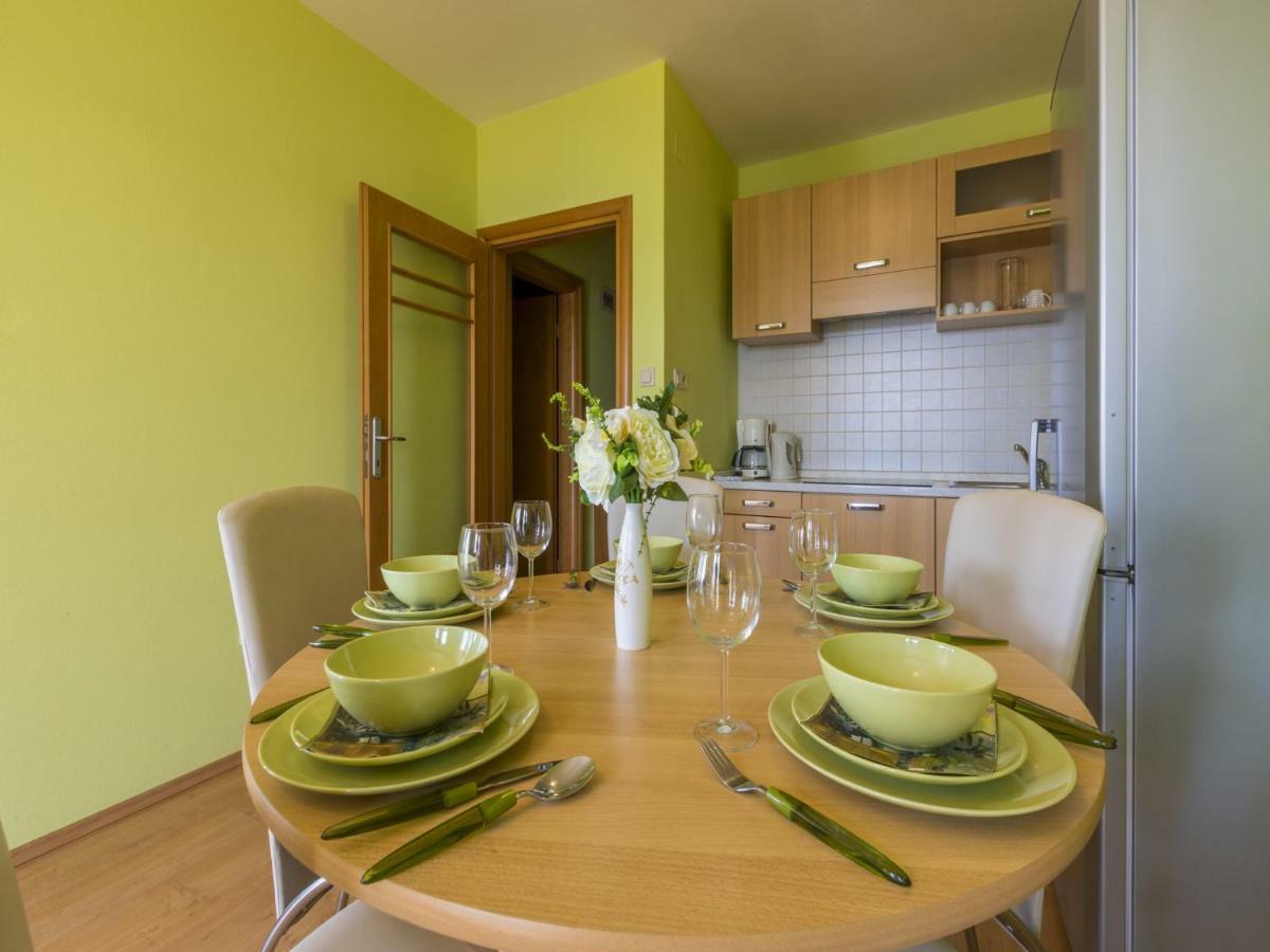 Bruno Apartment Crikvenica Bagian luar foto