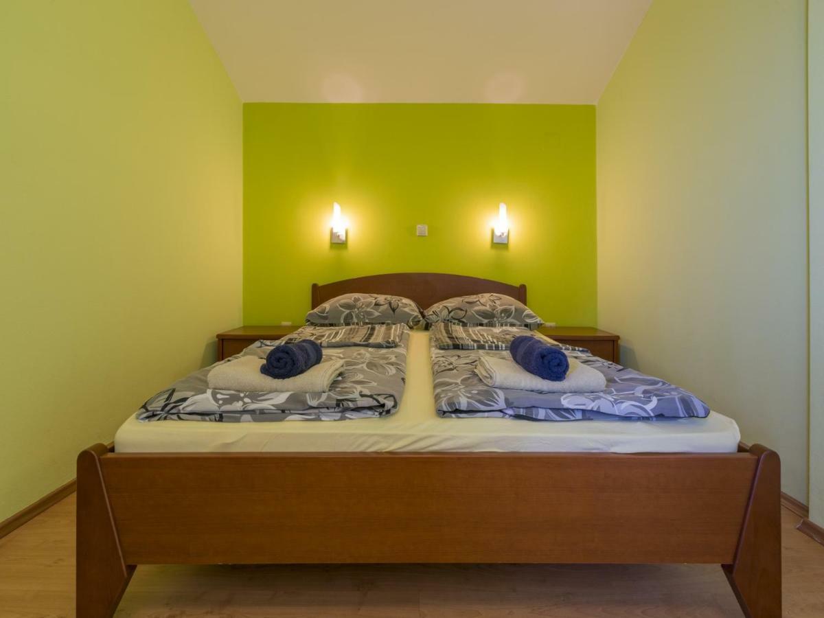 Bruno Apartment Crikvenica Bagian luar foto