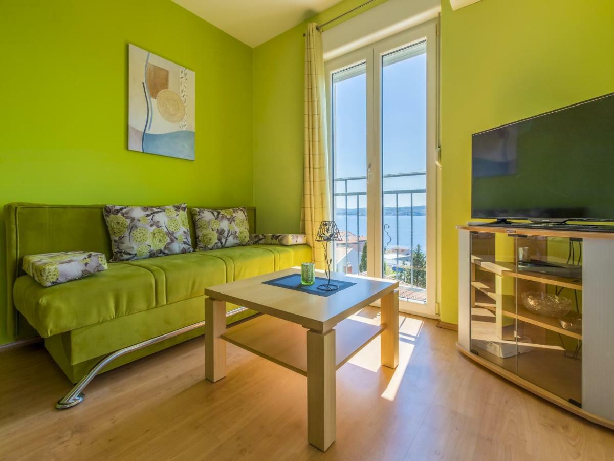 Bruno Apartment Crikvenica Bagian luar foto