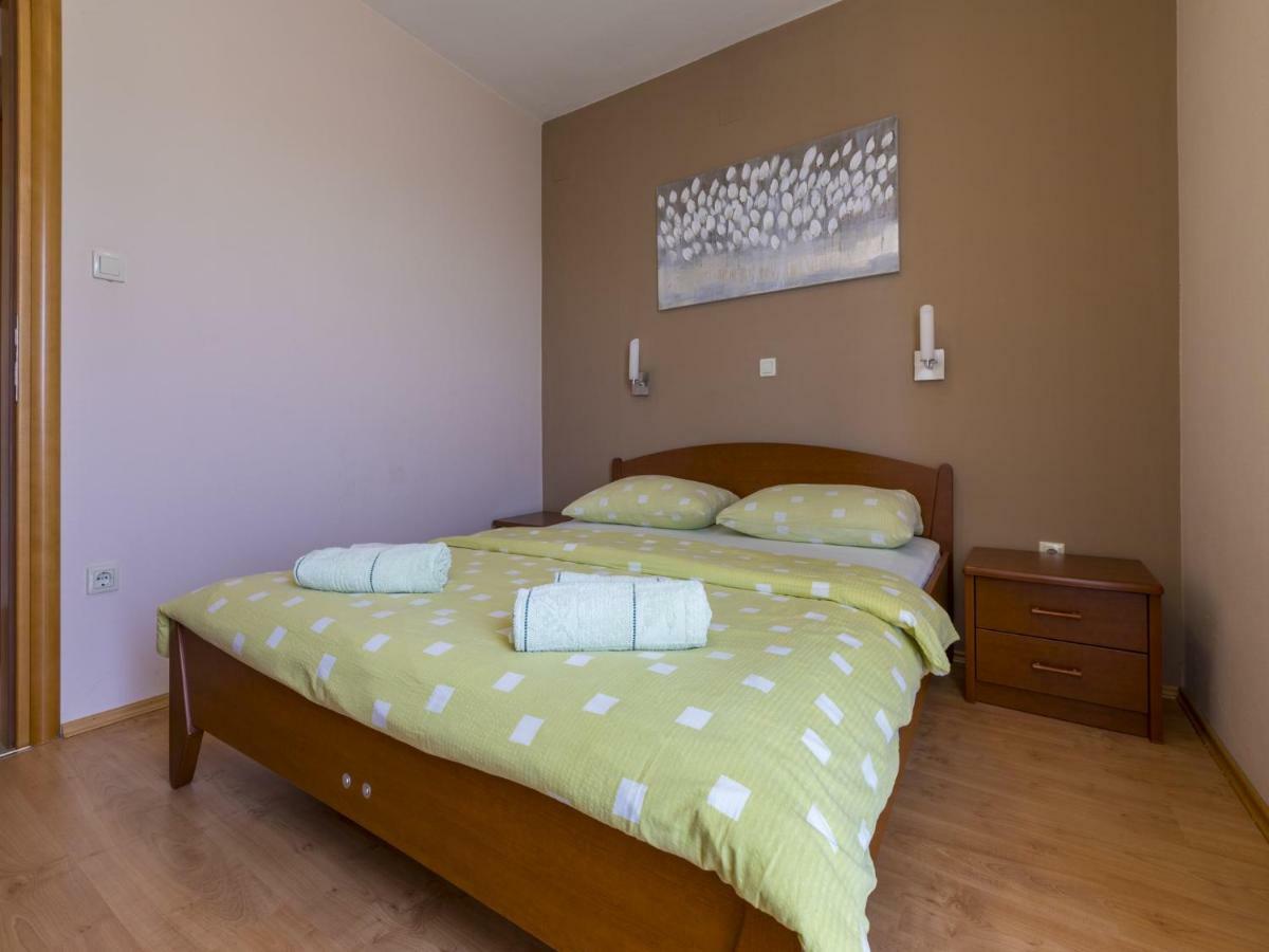 Bruno Apartment Crikvenica Bagian luar foto